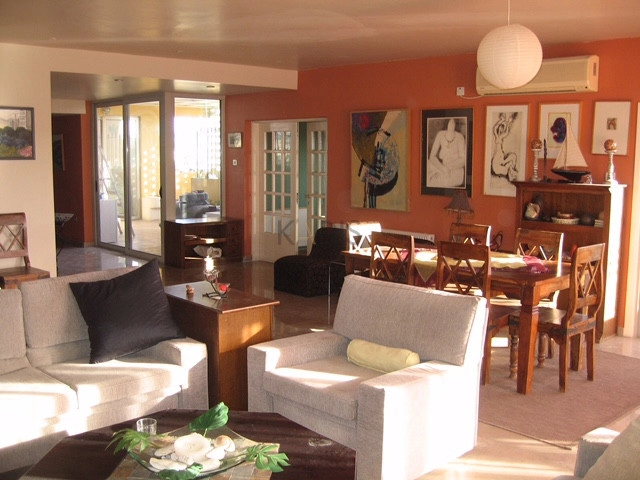 5 Bedroom Apartment for Sale in Agioi Omologites, Nicosia District