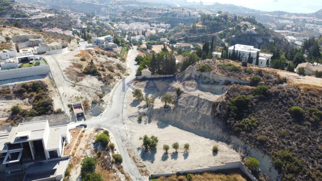 3,153m² Plot for Sale in Agios Tychonas, Limassol District