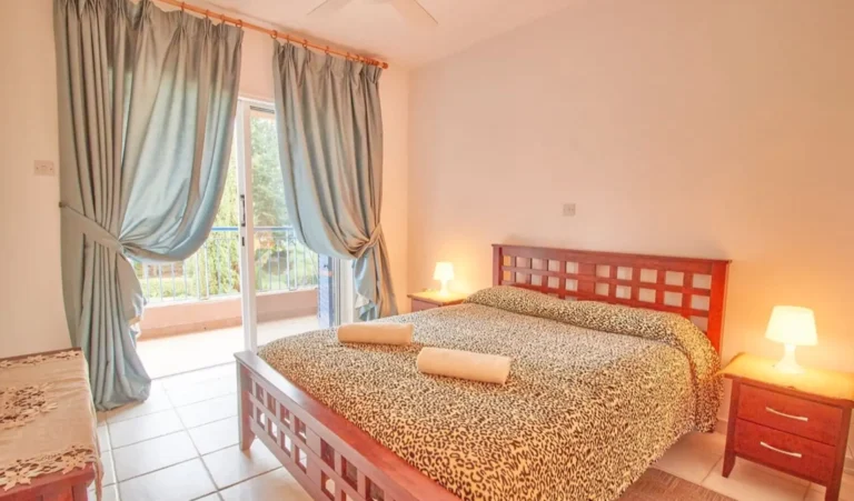 Cheap Houses and Villas for Sale Paphos up to 500000 euro