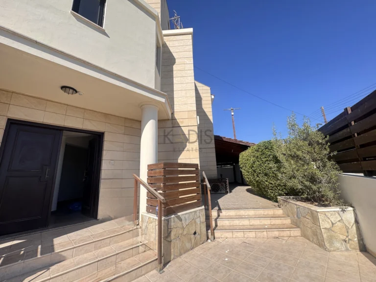 Cheap Houses and Villas for Sale Nicosia up to 600000 euro