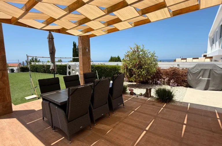 4 Bedroom House for Sale in Pegeia, Paphos District