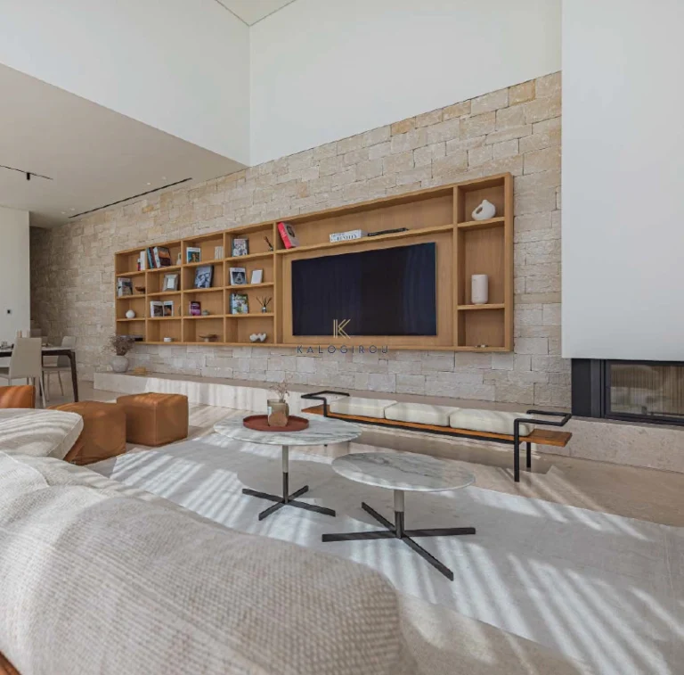 4 Bedroom House for Sale in Oroklini, Larnaca District