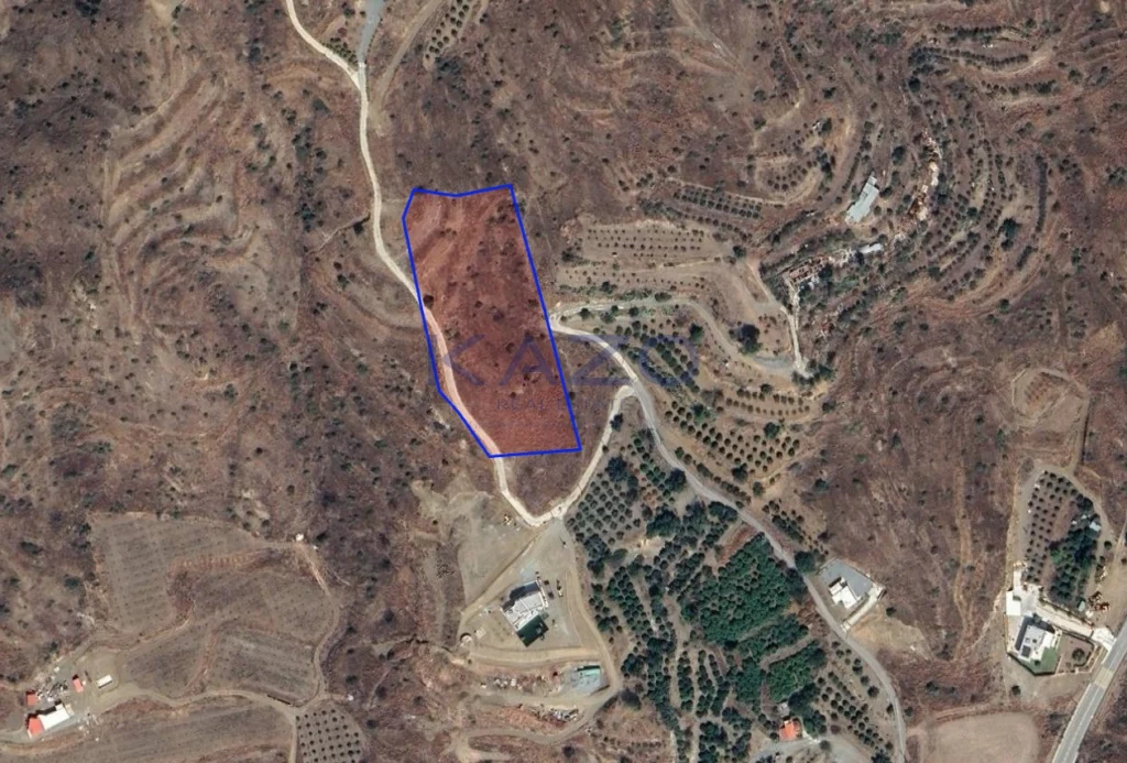 8,696m² Plot for Sale in Limassol District