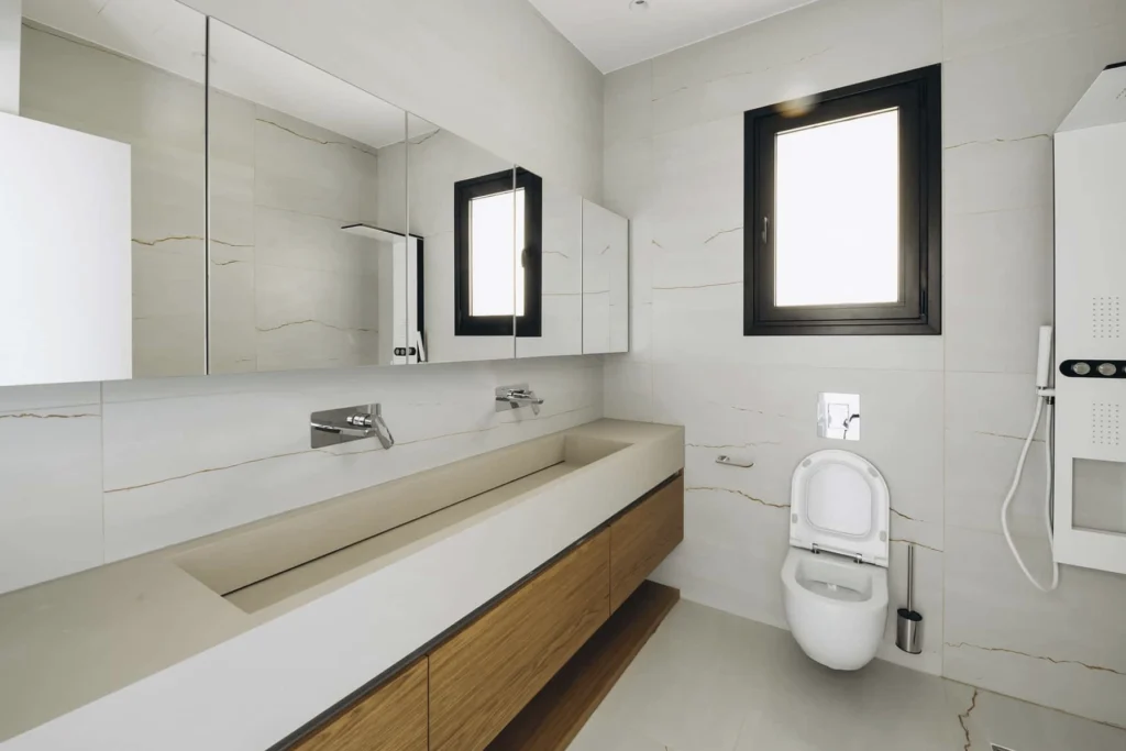 5 Bedroom House for Sale in Agios Tychonas, Limassol District