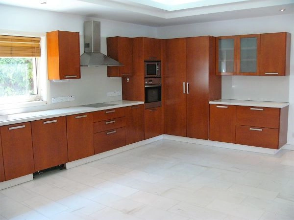 5 Bedroom House for Sale in Aglantzia, Nicosia District