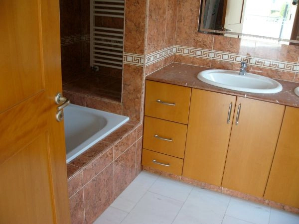 Cheap Houses and Villas for Sale Nicosia up to 900000 euro