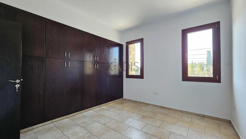 3 Bedroom House for Sale in Agia Anna, Larnaca District