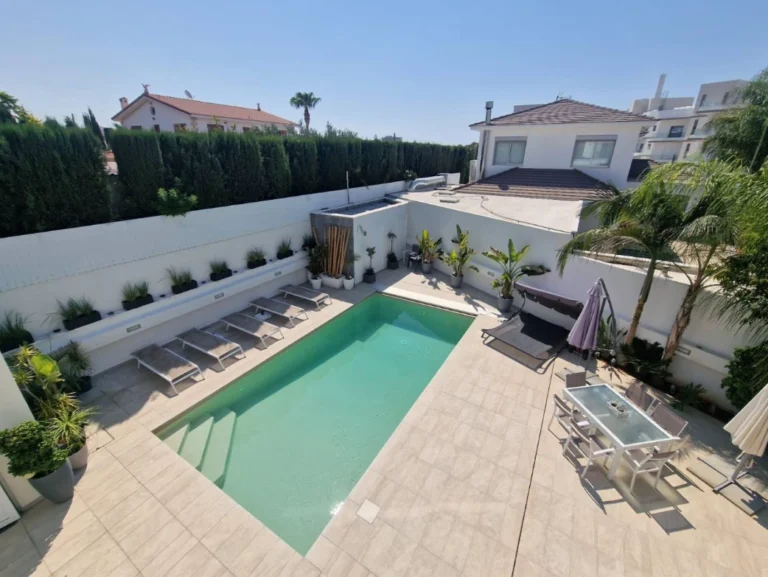 5 Bedroom House for Sale in Limassol – Agios Athanasios