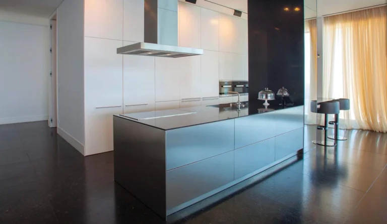 5 Bedroom Apartment for Sale in Limassol – Neapolis