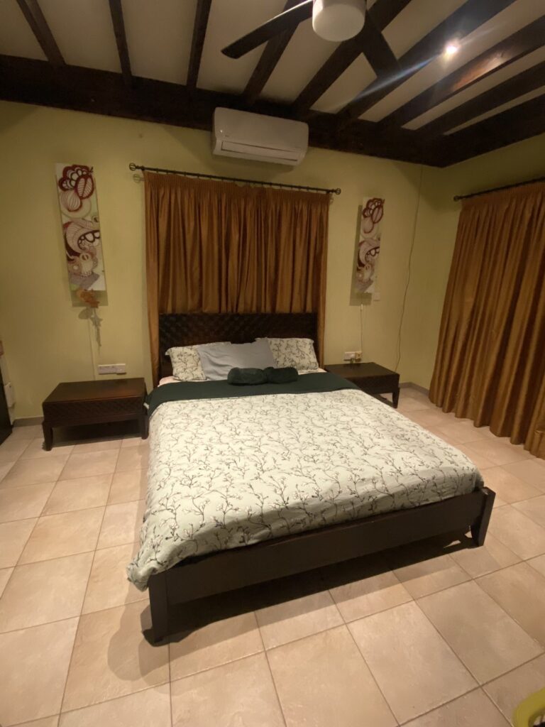 Cheap Houses and Villas for Sale Larnaca up to 400000 euro