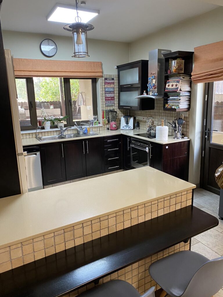 Cheap Houses and Villas for Sale Larnaca up to 400000 euro