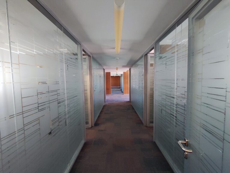 400m² Office for Rent in Nicosia – Trypiotis
