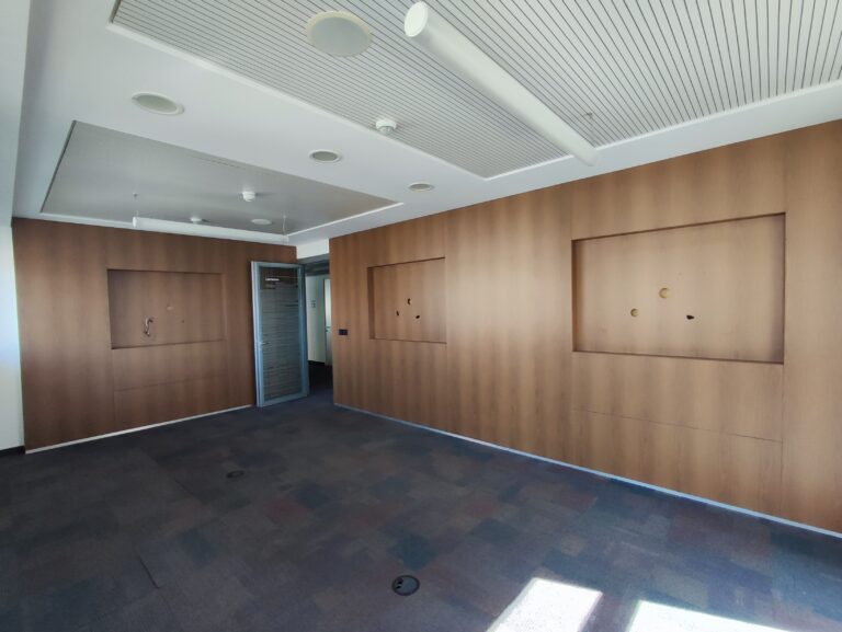 400m² Office for Rent in Nicosia – Trypiotis