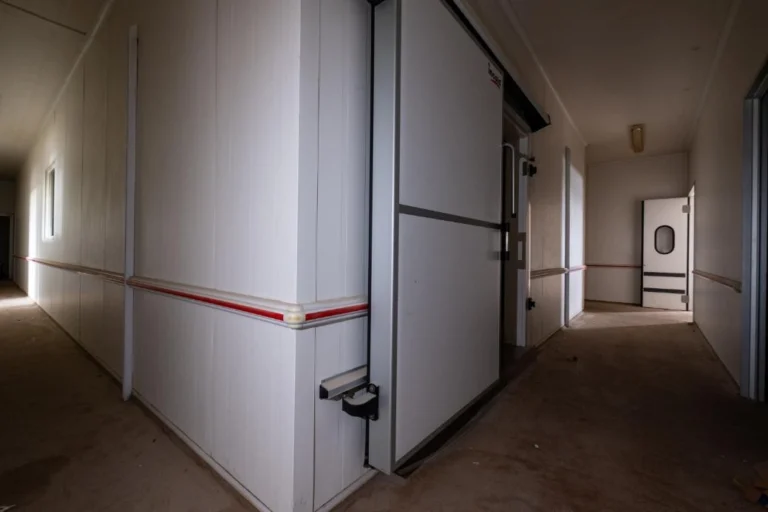 1615m² Commercial for Sale in Paphos District