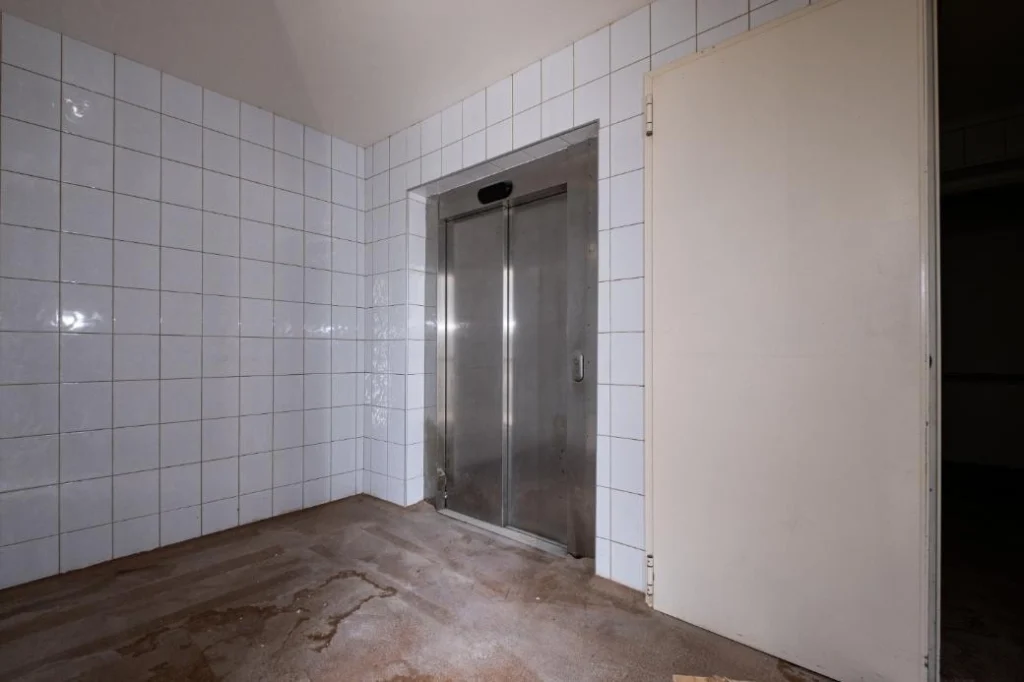 1615m² Commercial for Sale in Tremithousa, Paphos District