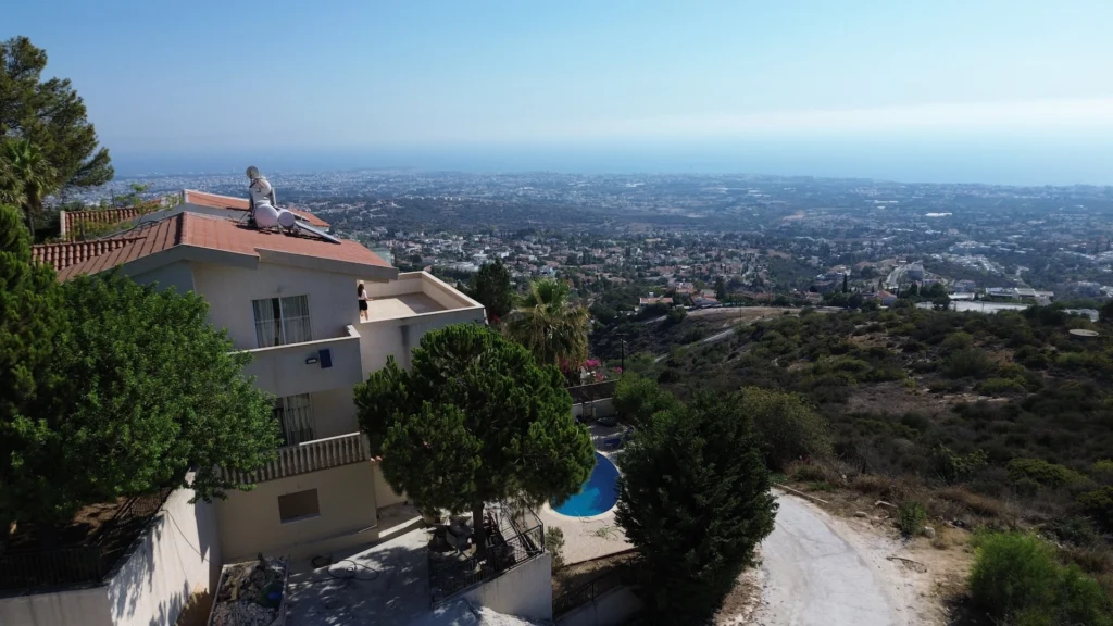 5 Bedroom House for Sale in Paphos