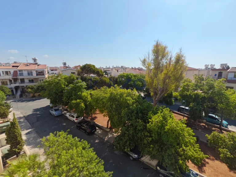 Квартира с 3 спальнями в аренду в Лимассоле – Апостолос Андреас