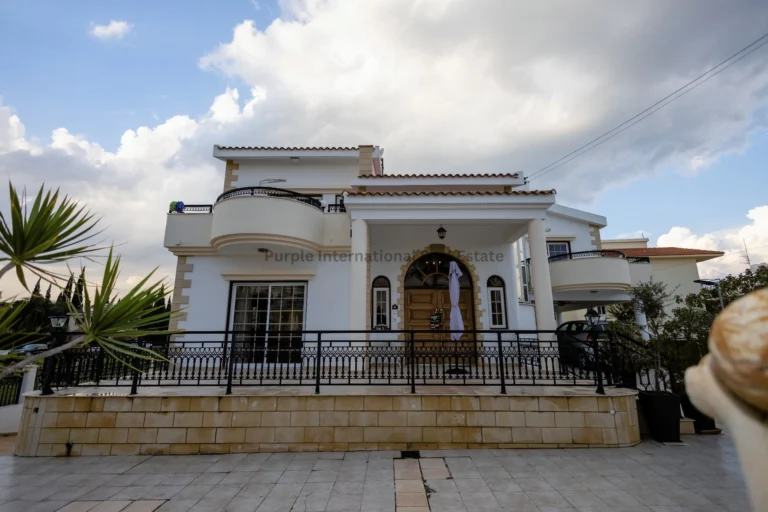 Cheap Houses and Villas for Sale Larnaca up to 900000 euro