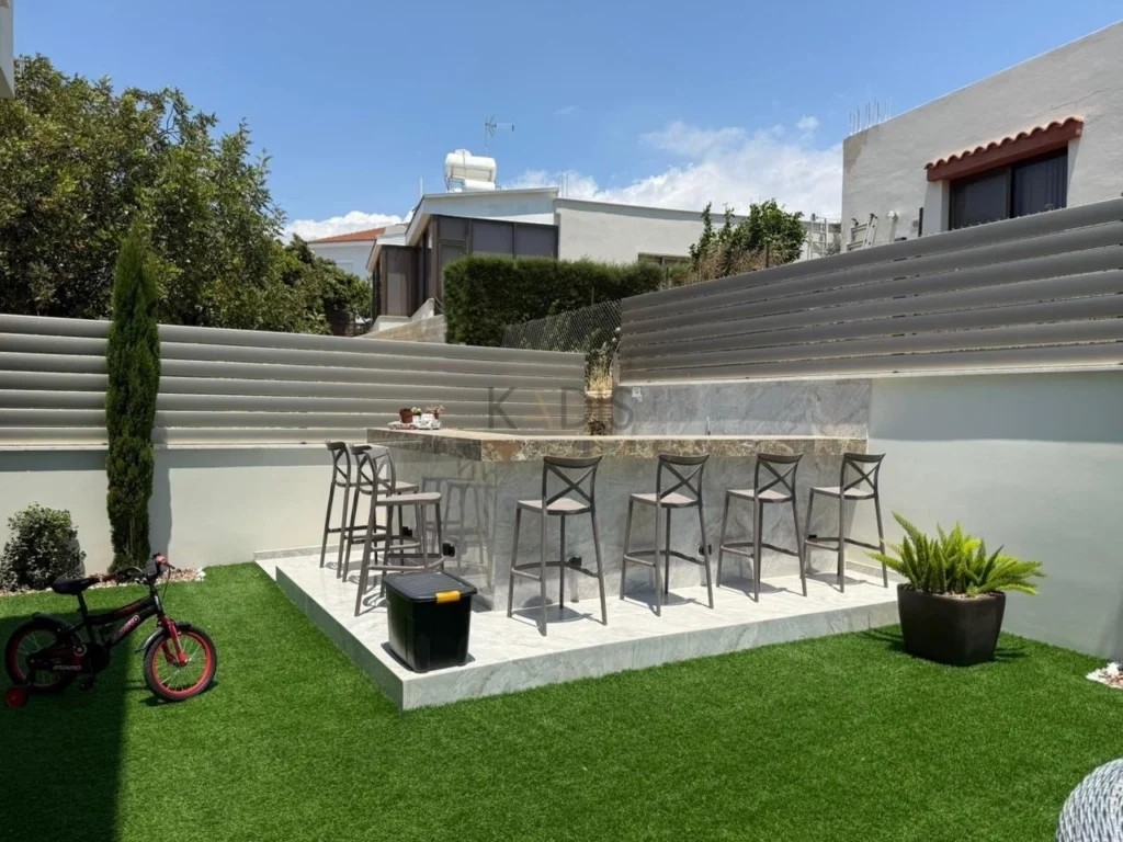 3 Bedroom House for Sale in Episkopi, Limassol District