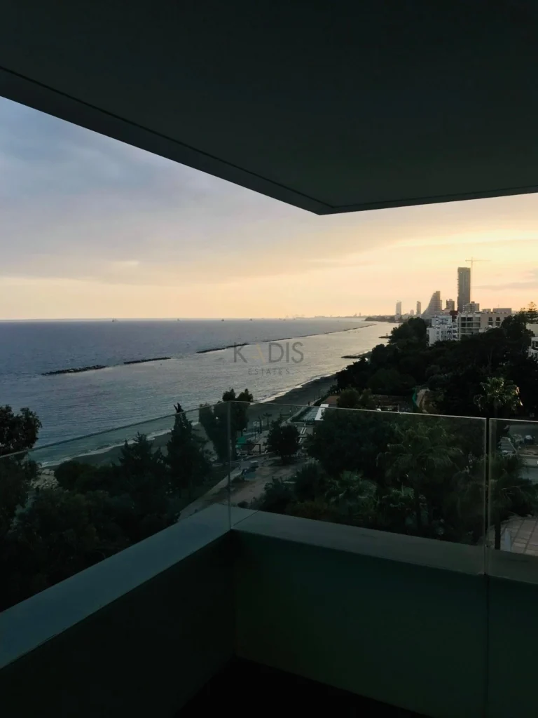 2 Bedroom Apartment for Sale in Agios Tychonas, Limassol District