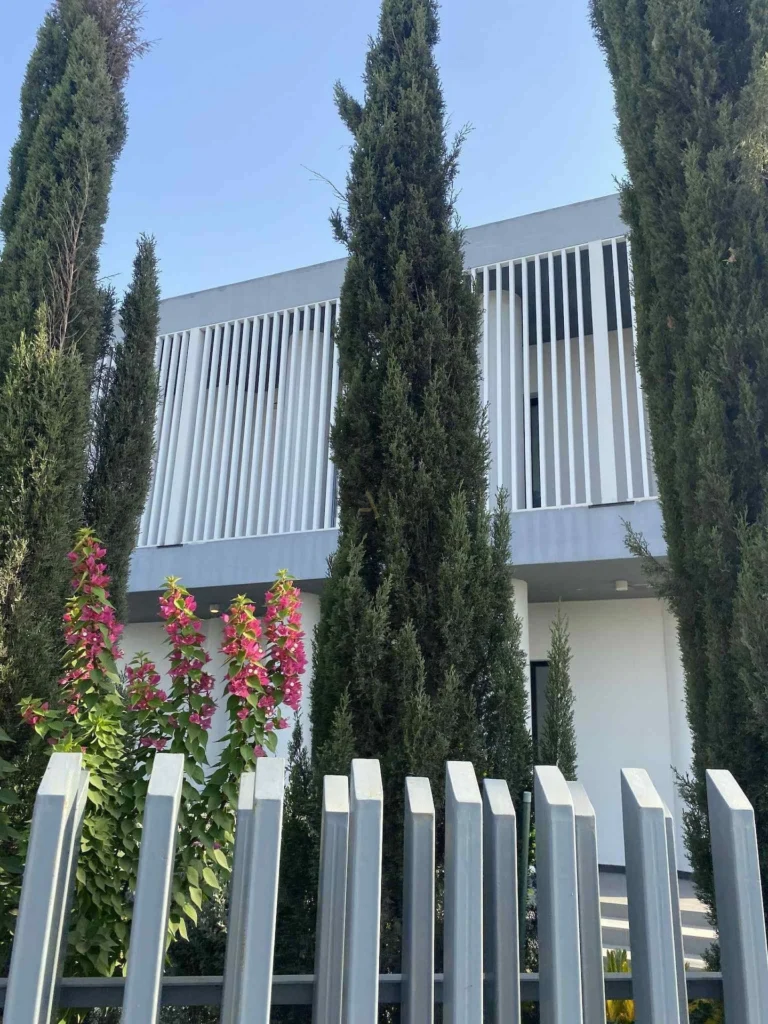 446m² Building for Sale in Latsia, Nicosia District