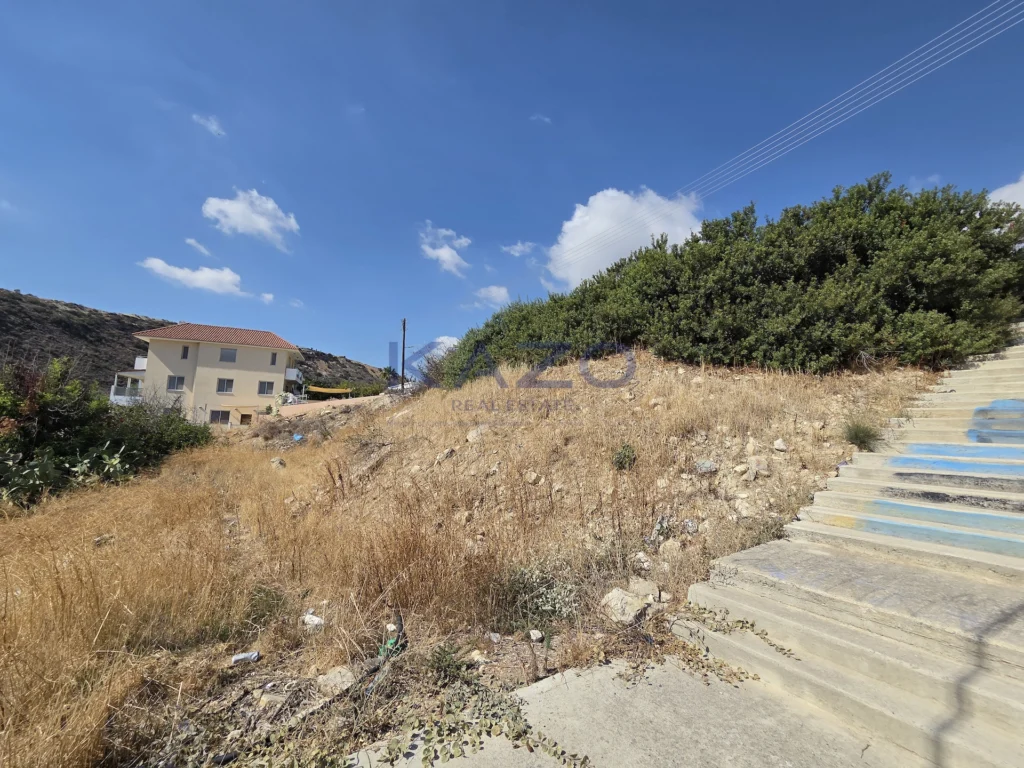 643m² Plot for Sale in Limassol District