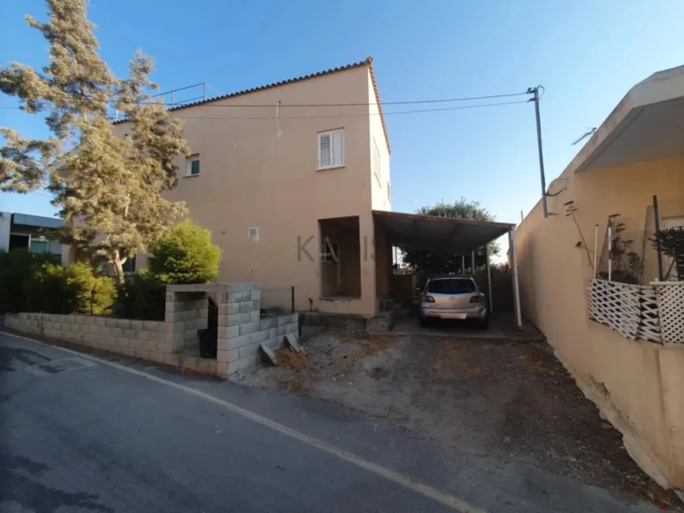 Cheap Houses and Villas for Sale Nicosia up to 300000 euro