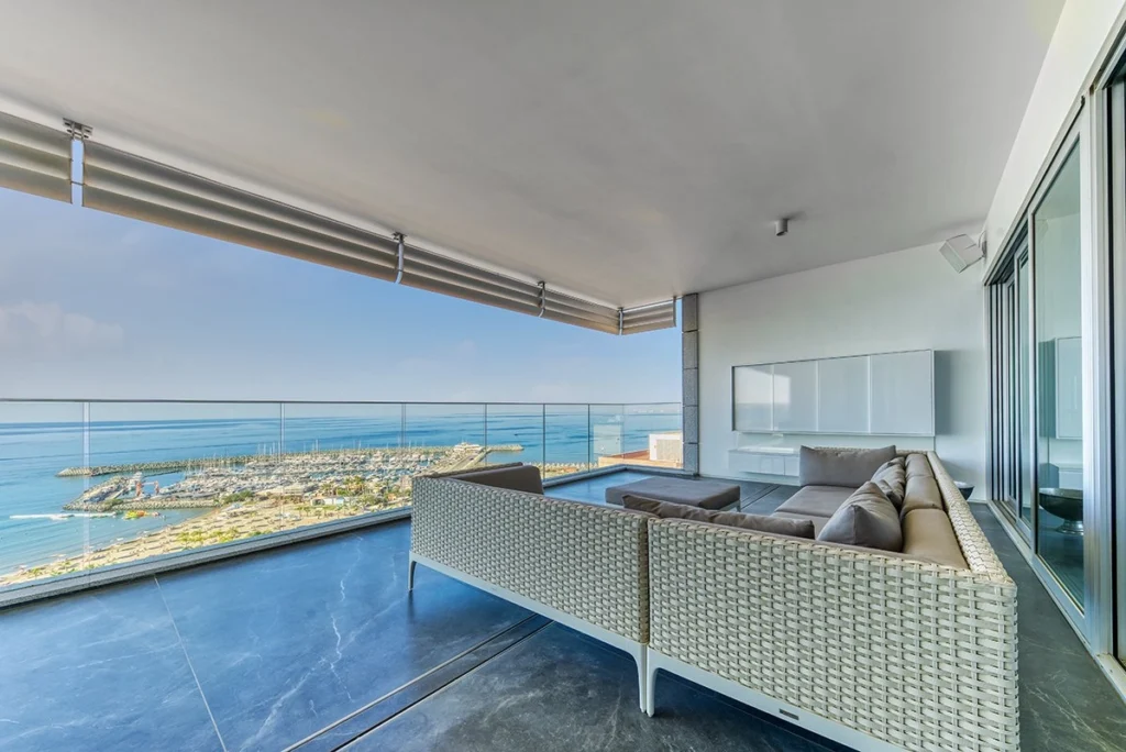 3 Bedroom Apartment for Rent in Parekklisia, Limassol District