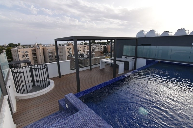3 Bedroom Apartment for Rent in Potamos Germasogeias, Limassol District