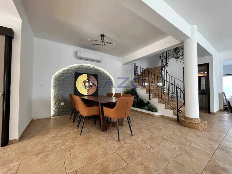 4 Bedroom House for Sale in Engomi, Nicosia District