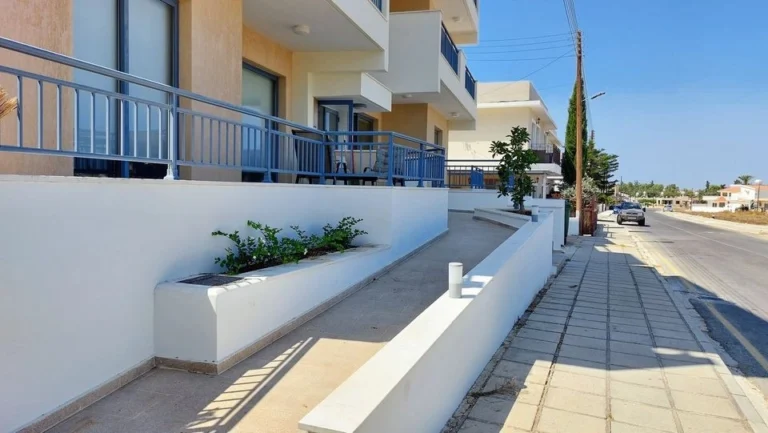 769m² Commercial for Sale in Geroskipou, Paphos District