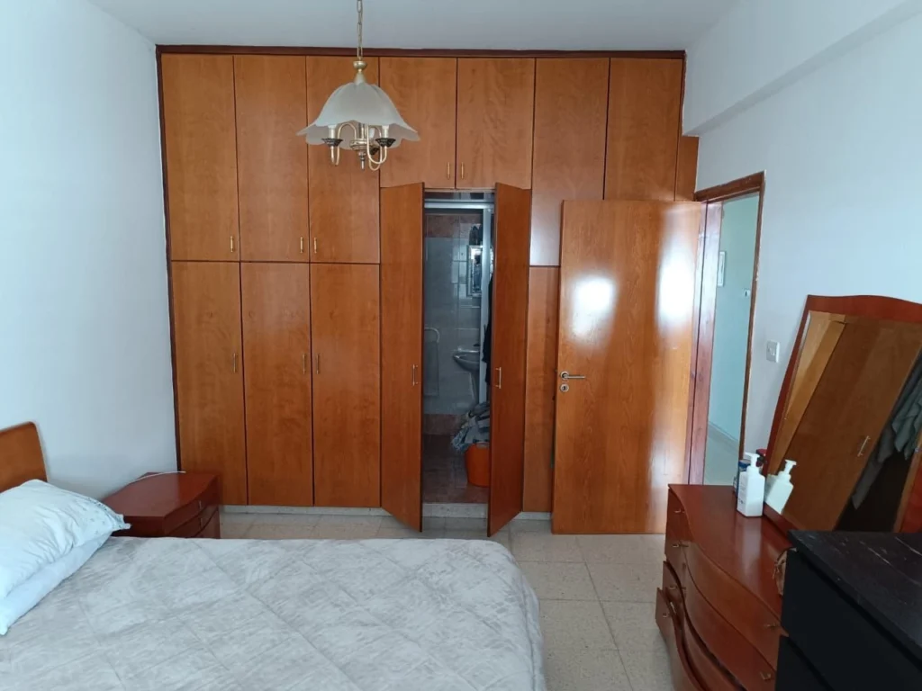 6+ Bedroom House for Sale in Oroklini, Larnaca District