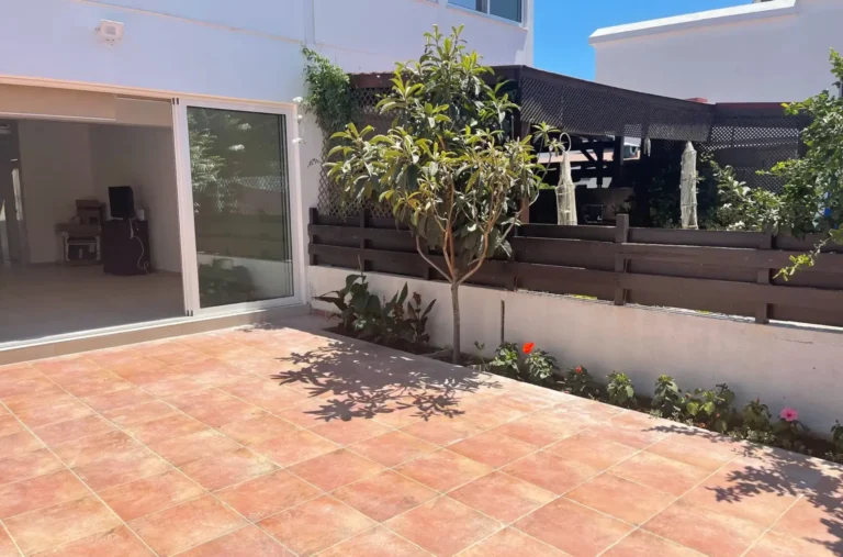 Cheap Houses and Villas for Rent Larnaca