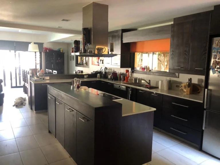 4 Bedroom House for Sale in Limassol – Agios Athanasios