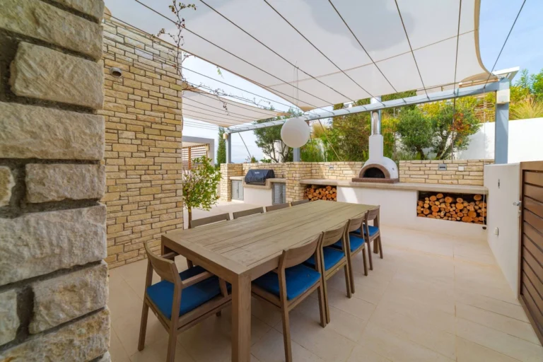 4 Bedroom House for Sale in Tsada, Paphos District