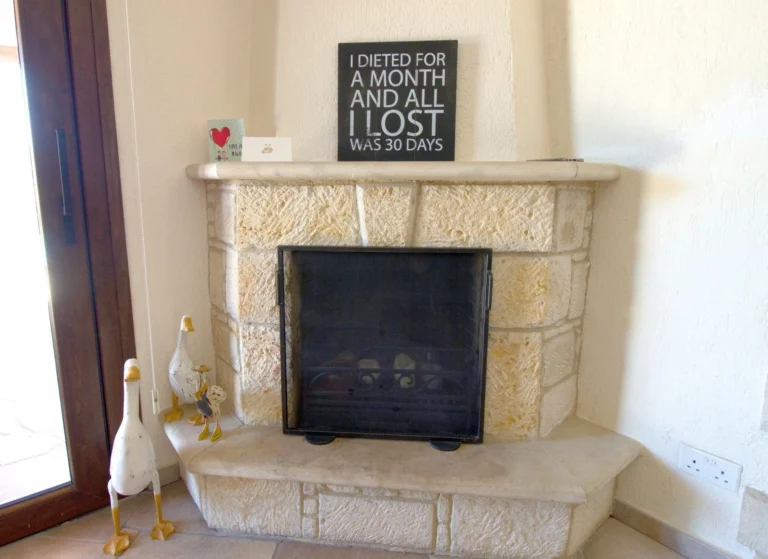 4 Bedroom House for Sale in Episkopi, Paphos District