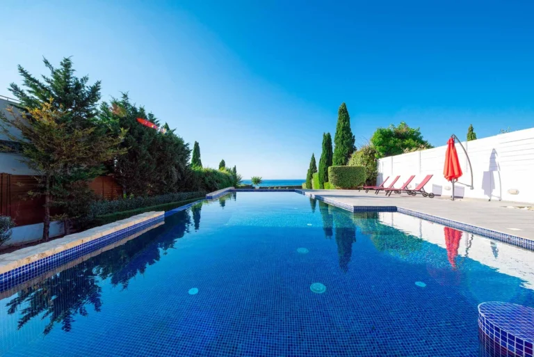 5 Bedroom House for Sale in Latchi (Lakki / Latsi), Paphos District