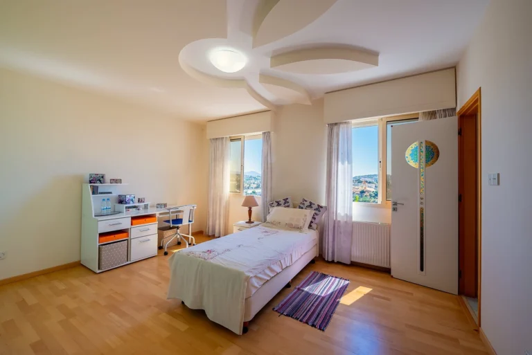 5 Bedroom House for Sale in Agios Tychonas, Limassol District