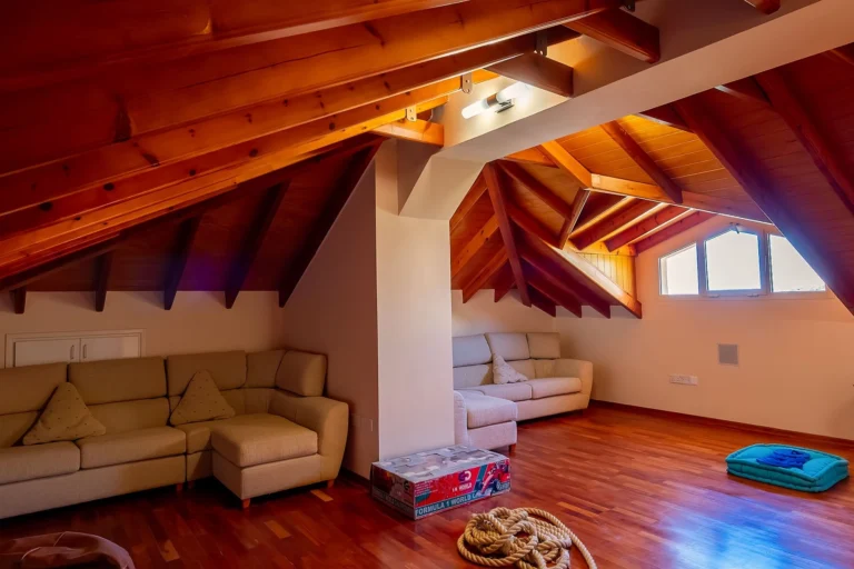 5 Bedroom House for Sale in Agios Tychonas, Limassol District