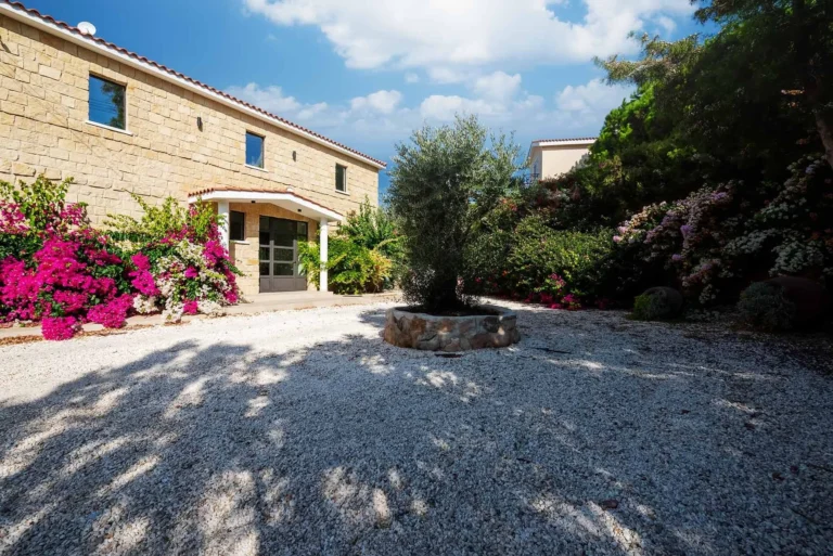 3 Bedroom House for Sale in Pegeia, Paphos District