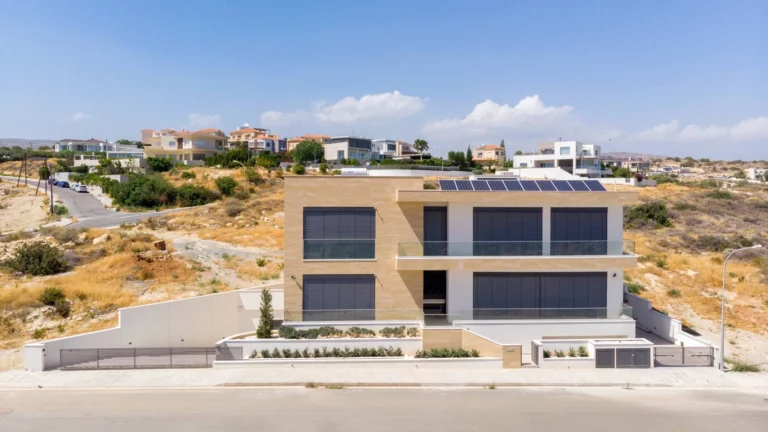 5 Bedroom House for Sale in Germasogeia, Limassol District