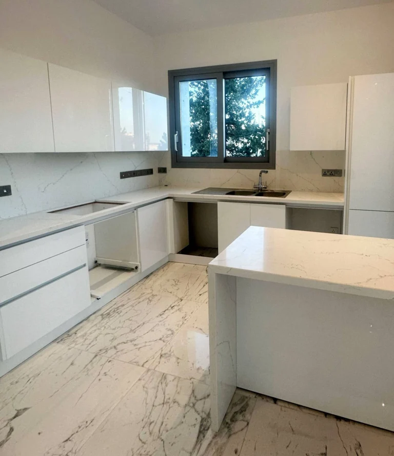 2 Bedroom Apartment for Sale in Germasogeia, Limassol District