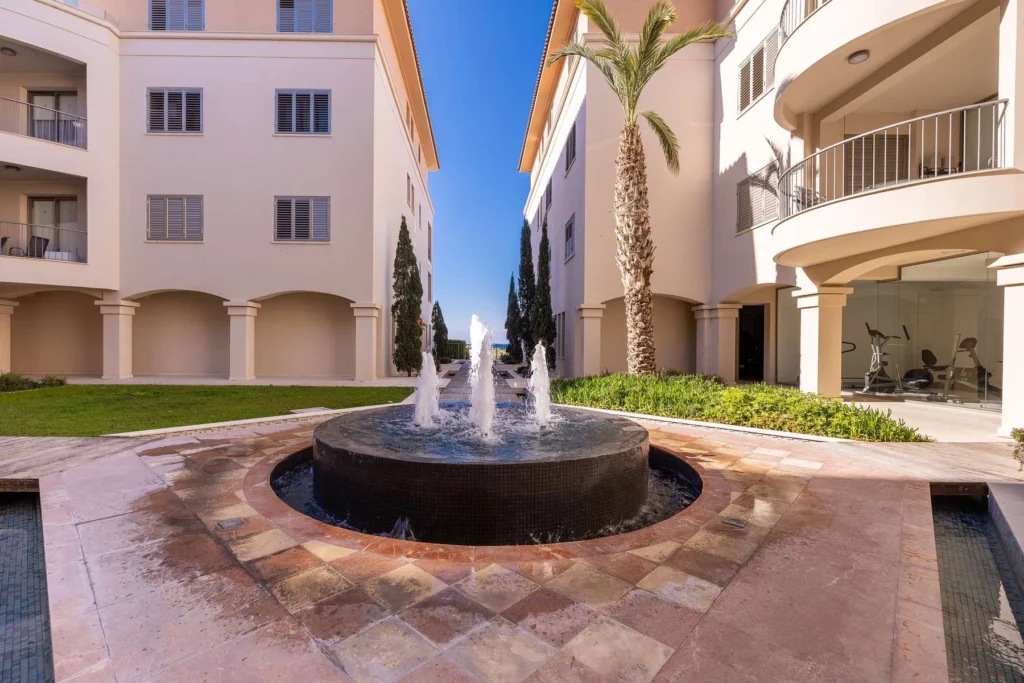 2 Bedroom Apartment for Sale in Kato Paphos