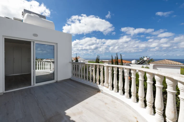 4 Bedroom House for Sale in Pegeia, Paphos District