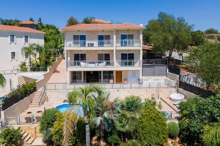 4 Bedroom House for Sale in Germasogeia, Limassol District