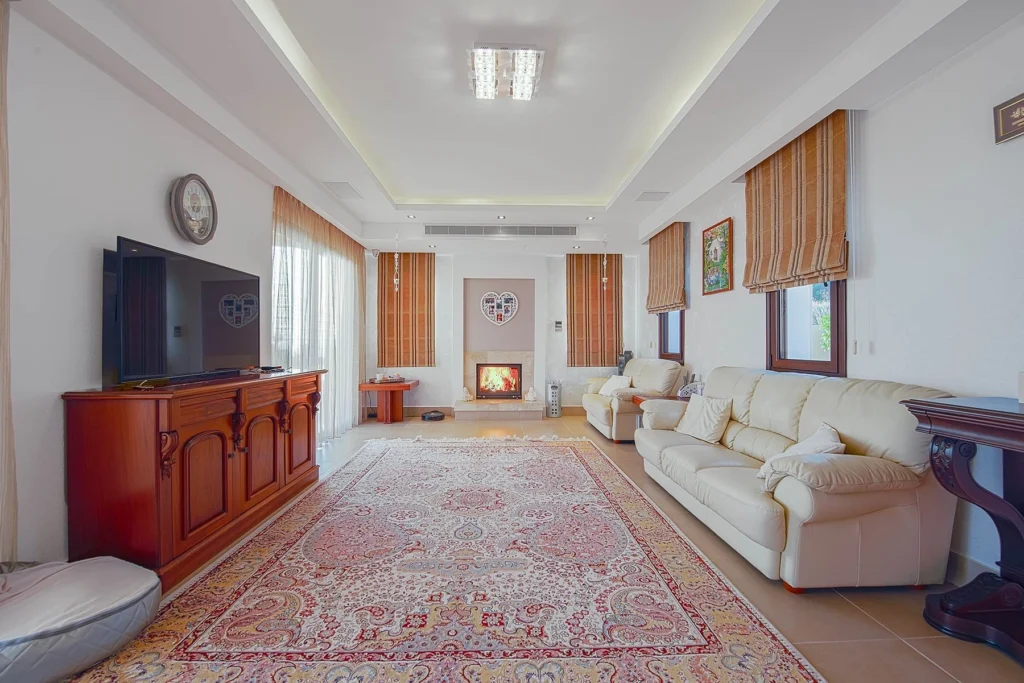 5 Bedroom House for Sale in Pegeia, Paphos District