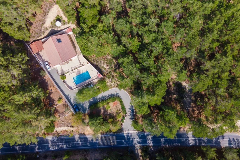 3 Bedroom House for Sale in Pano Platres, Limassol District