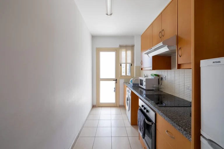 2 Bedroom Apartment for Sale in Paphos – Universal