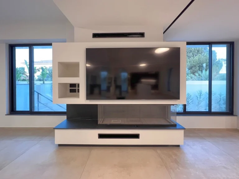 6+ Bedroom House for Sale in Latsia, Nicosia District