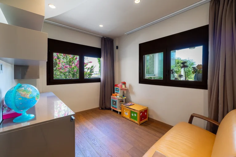 6+ Bedroom House for Sale in Aradippou, Larnaca District